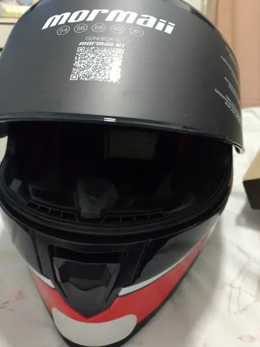 Vende-se capacete mormai aceita cartão ?