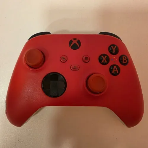 Controle Sem Fio Xbox Pulse Red - Bateria
