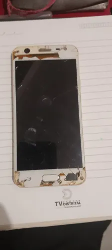 Vendo ou troco J7 prime só trocar a tela