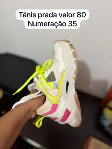 Tênis prada