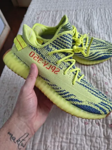 ADIDAS YEEZY BOOST 350 SEMI FROZEN