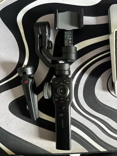 GIMBAL ZHIYUN SMOOTH 4