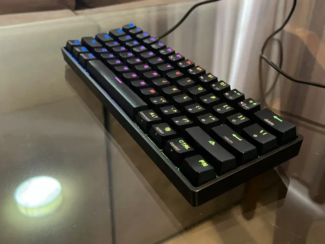 Teclado SK61 perfeito estado