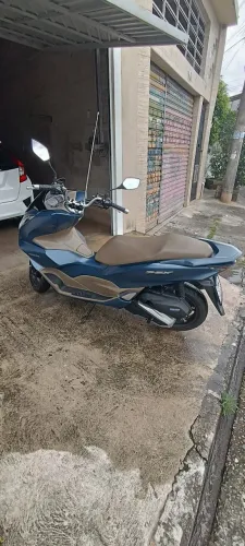 HONDA PCX DLX 2023