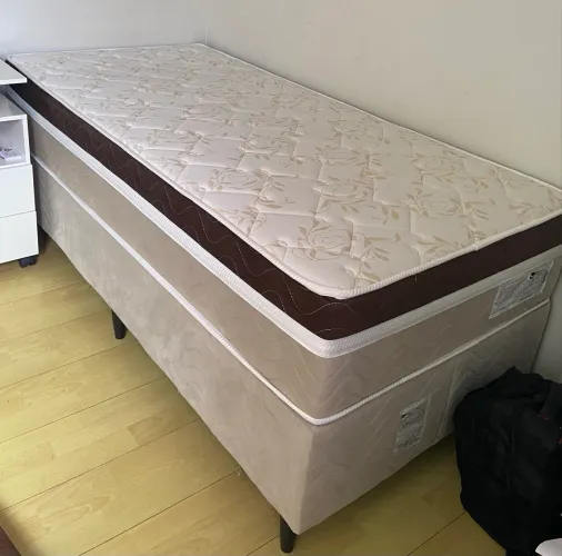 cama box de solteiro nova