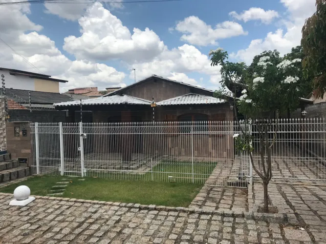 Casa confortável estilo chalé colonial