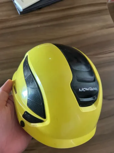 Capacete Montana 