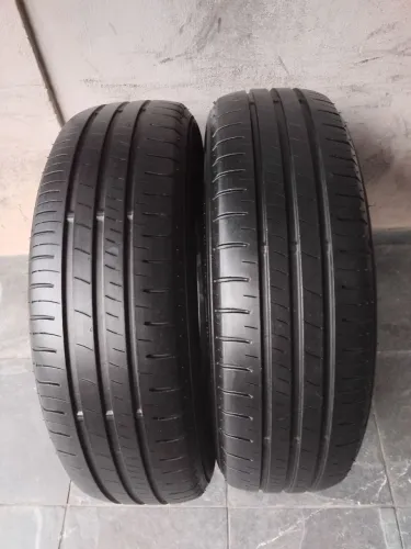 Par de pneus Dunlop Touring aro 15 medida 175/65 em boas condições 