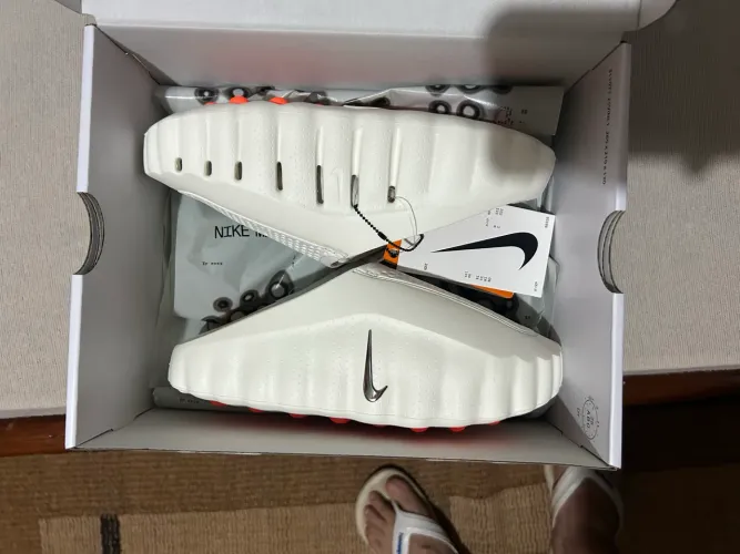 Tenis mule nike mind 001