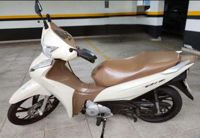 Honda Biz 125, ANO 2021 COR Branca