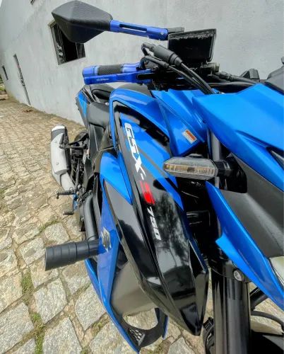 GSX s750 