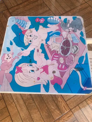 Mesa e cadeira infantil