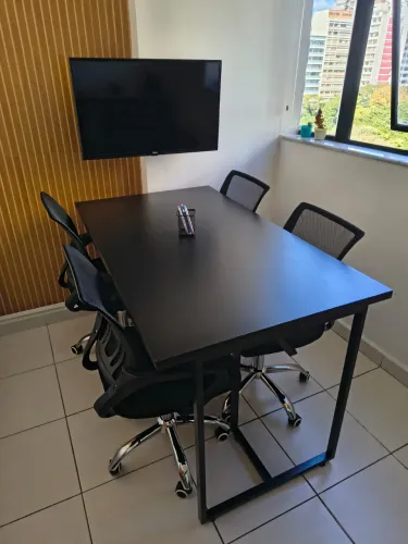 Mesa de reunião