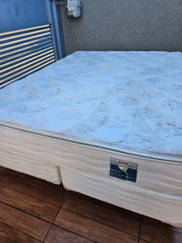 Cama Box Queen Flex SIMMONS