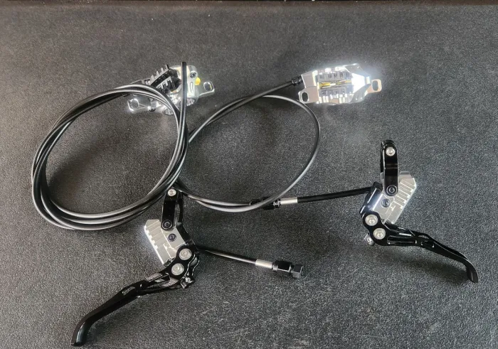 Freios hidráulicos zrace m2 x4
