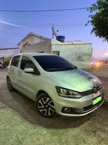 Volkswagen Fox Trendline 1.0 Flex 8V 5P 2015