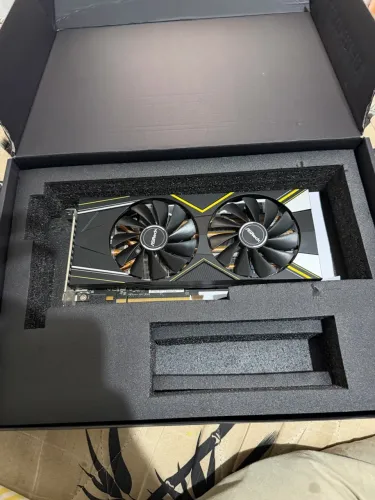 Plac de vídeo Rx5700XT