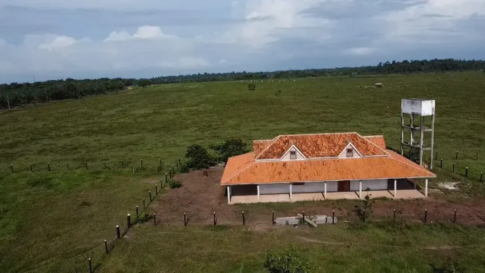 Fazenda para venda possui 410 hectares, 80% dos hectares abertos, zona rural Acará - PA