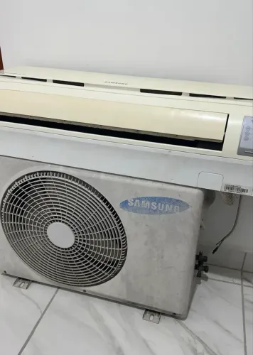Ar condicionado 