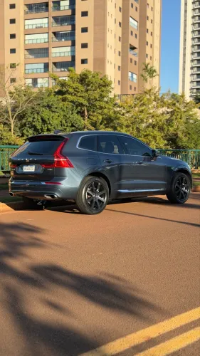 Volvo XC 60 T-5 Inscription 2.0 AWD 5P 2019
