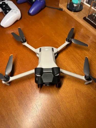 DJI Mini 3 Original Completo - Gimbal com Vibração na Vertical leia a descrição 