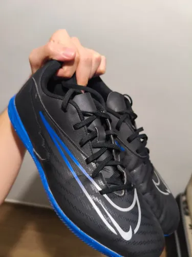 Chuteira Nike Phantom - Preta e Azul