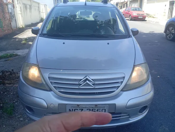 Citroen C3 GLX 1.4/ GLX Sonora 1.4 Flex 8V 5P 2006