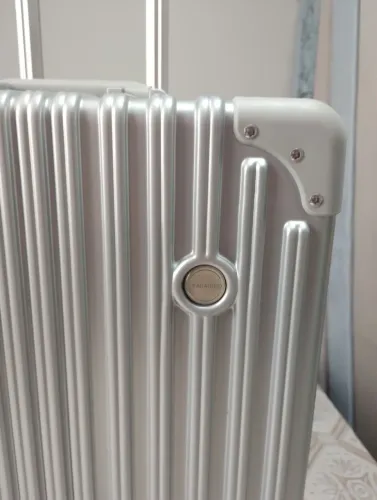 Vendo Mala 100% Policarbonato Bagaggio 23 kg