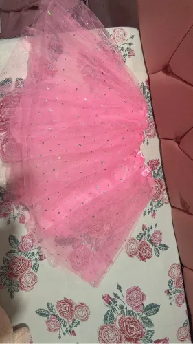 Vende- se saia de tule rosa glitter fantasia