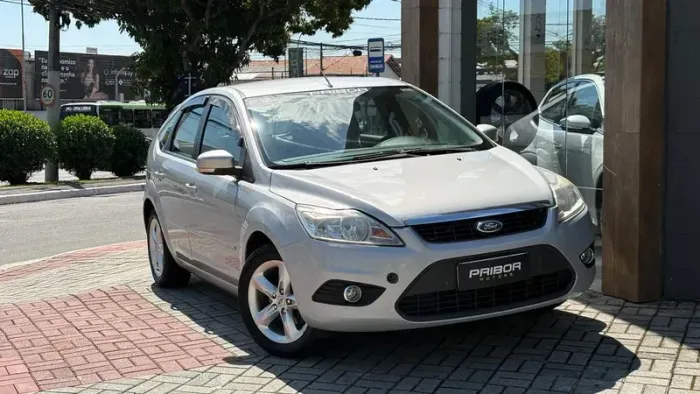 Ford Focus 1.6 S/se/se Plus Flex 8v/16v 5P 2011