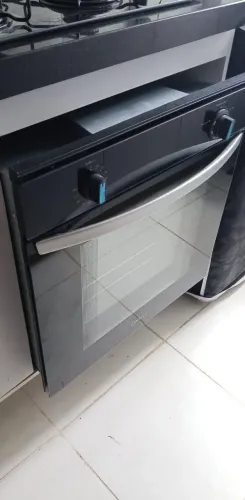 Forno a gás de embutir 78L Consul