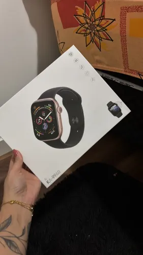 Smartwatch estilo Apple Watch + 6 pulseiras + carregador (NOVO)