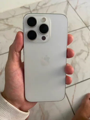 iPhone 15 pro -CHIP OF