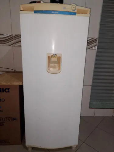 Geladeira usada