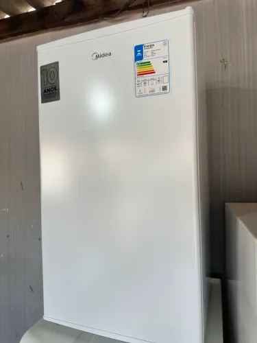 Frigobar NOVÍSSIMO 220v 6 meses de Uso Midea ENTREGO