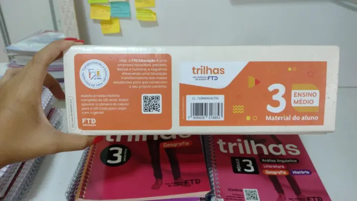 Venda de livros para o pré 3 sério do ensino médio