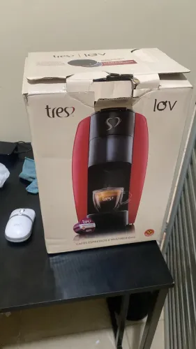 Máquina de café expresso 3 corações ?