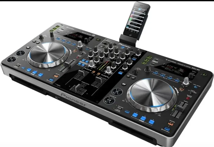 Xdj r1 