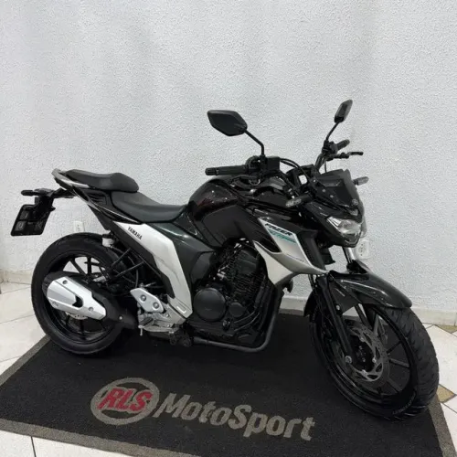 Yamaha FZ25 250 FAZER FLEX