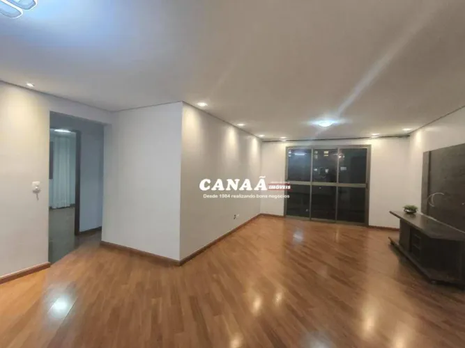 Apartamento com 3 dormitórios à venda, 110 m² por R$ 750.000,00 - Chácara Agrindus - Taboã