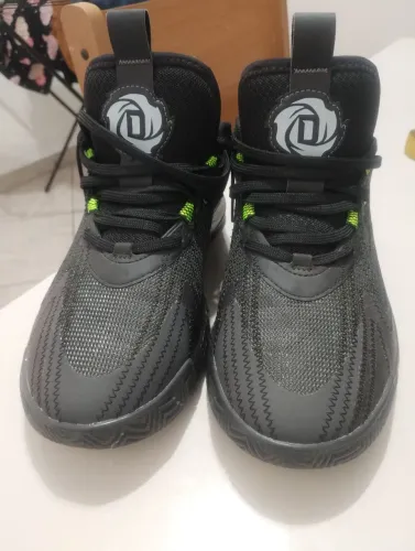 Tênis Adidas D Rose 2.0