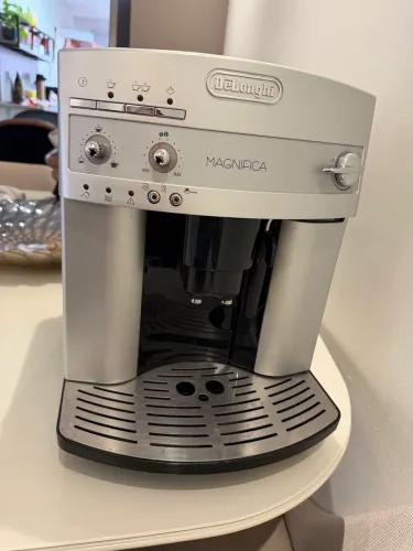 CAFETEIRA DELONGHI MAGNIFICA
