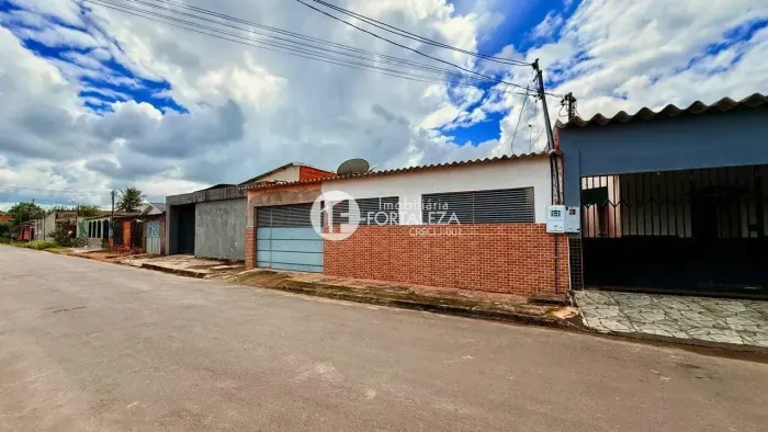 VENDO casa com 100m² 4 quartos sendo 1 suite, 2 vagas em João Eduardo II - Rio Branco - AC