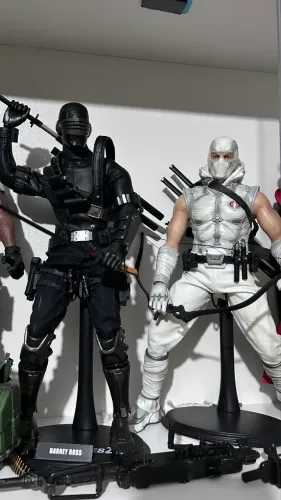 Snake eyes   GI JOE COMANDOS 1/6 Threezero  estilo hot toys 