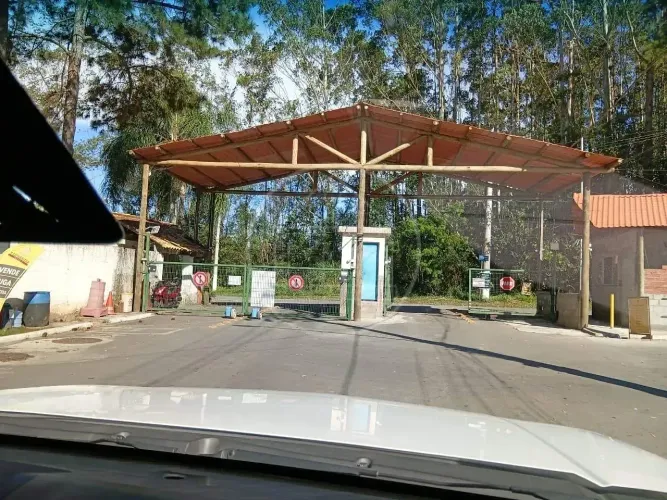 Terreno à venda no Parque do Terceiro Lago