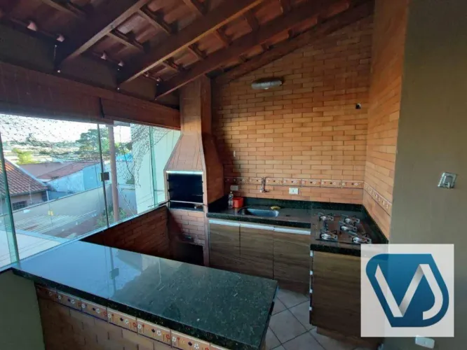 Sobrado com 3 dormitórios para alugar, 190 m² por R$ 3.300,00/mês - Alpes - Londrina/PR