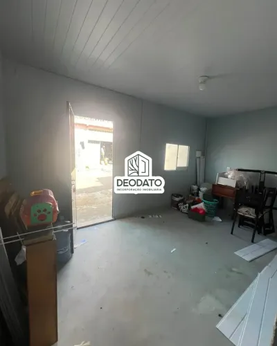 CASA À VENDA NA COMPENSA POR 110.000 OPORTUNIDADE