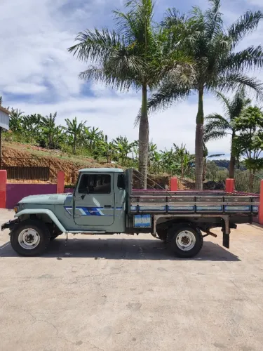Toyota Band.Picape CD 2P Chassi Longo Diesel 1991