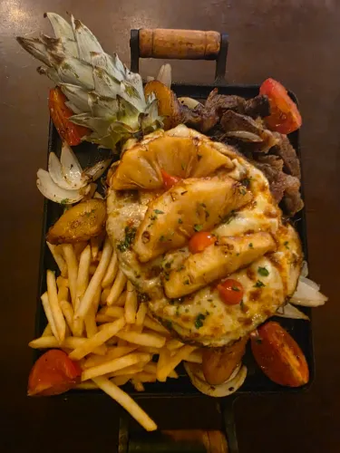 Vaga Cozinheiro(a) 3300,00