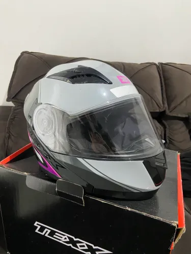 Capacete texx feminino articulado